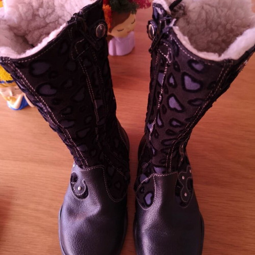 Primigi boots size 28 like new, leather and suede, warm lining