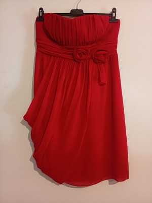 Lussile dress new, size Large, red