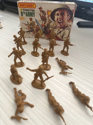 Σπάνιο σετ φιγούρων μοντελισμού matchbox 8ος Βρετανικός Στρατός Β' Παγκόσμιου Πολέμου κατασκευή 1983