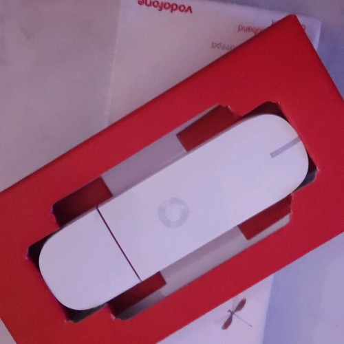 Vodafone K3770 Mobile Broadband USB Stick like new