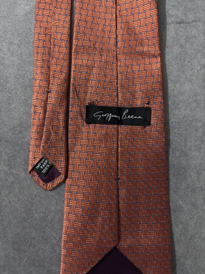 Silk tie like new