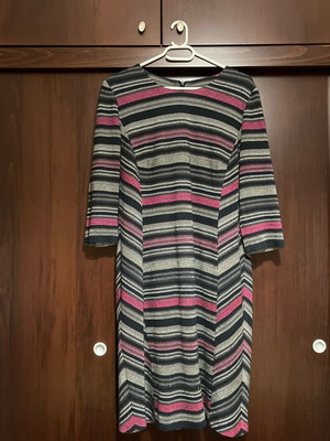Gerry Weber Collection knitted dress with stripes like new, size 42