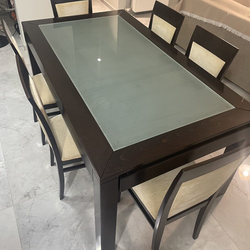 Extendable dining table with 6 fabric chairs used, wenge color