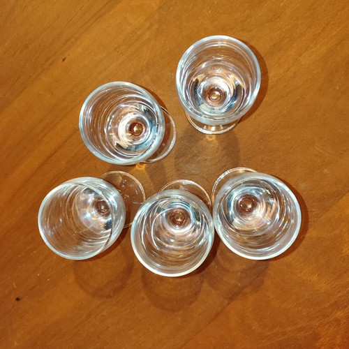 Vintage liqueur glasses set of 5 with amber details, like new
