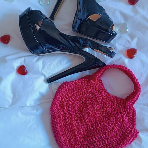 Knitted handmade heart-shaped bag red made to order