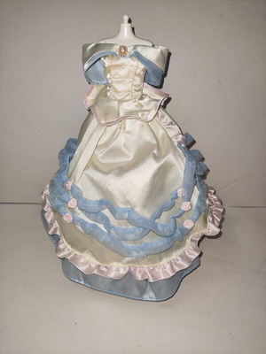 Barbie Princesa Sissi Dress new condition