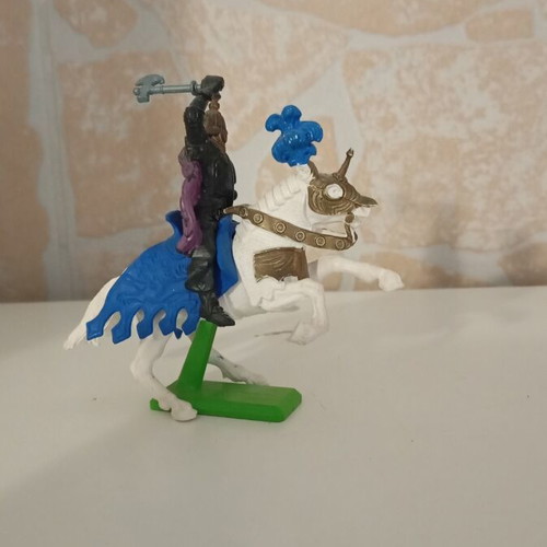 Britains vintage medieval knight miniature with horse
