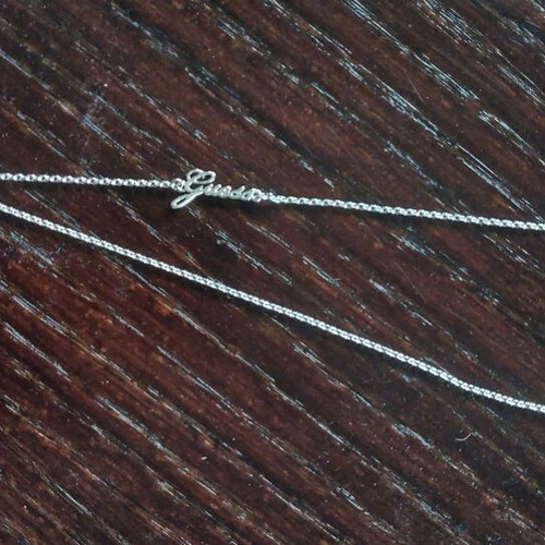 Guess silver necklace new, gray