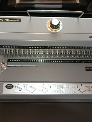 WireMac 3:1 Binding Machine used with consumables