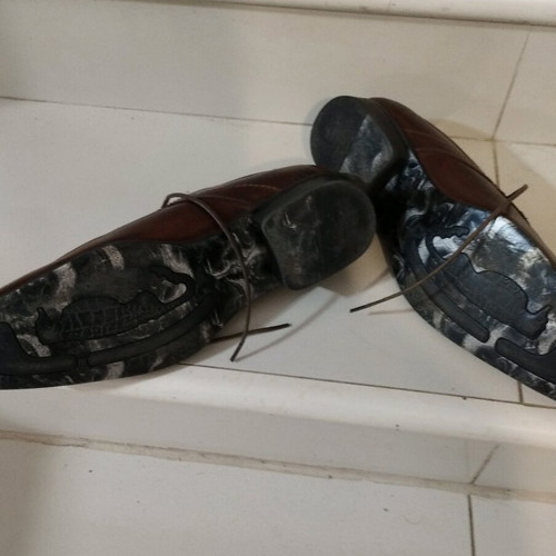 Men's shoes