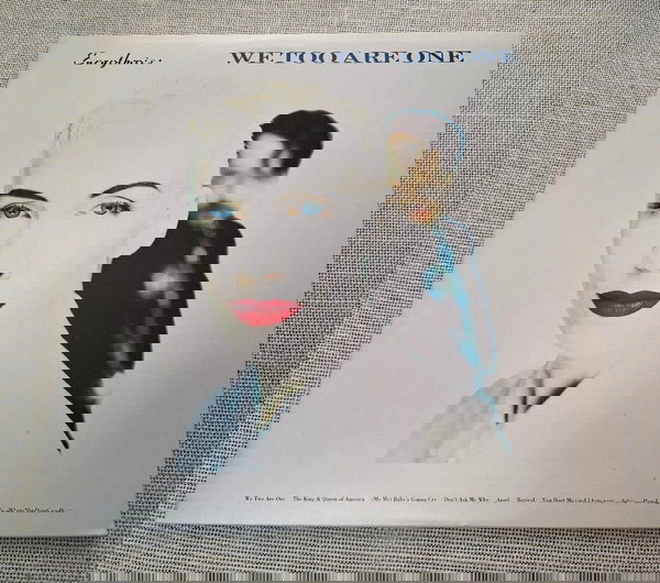 Eurythmics – We Too Are One   LP