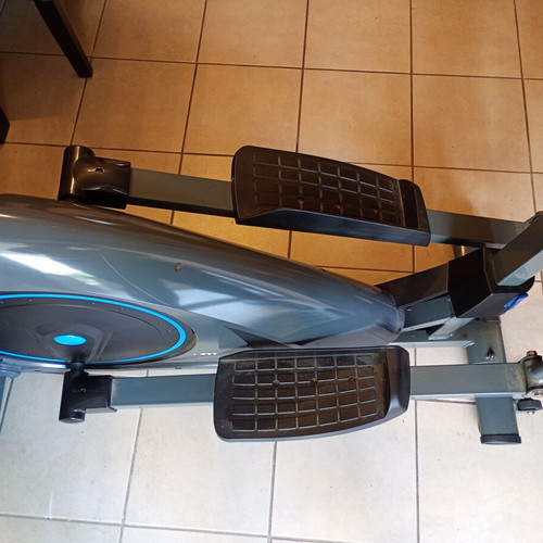 XFitElite Elliptical Machine like new