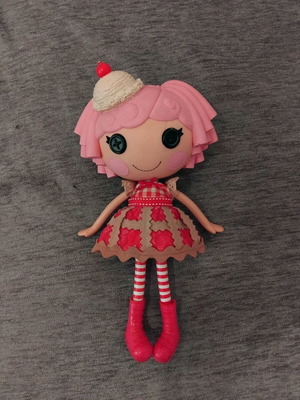 Lalaloopsy κούκλα μεταχειρισμένη 33 εκ με φθορές στο φόρεμα