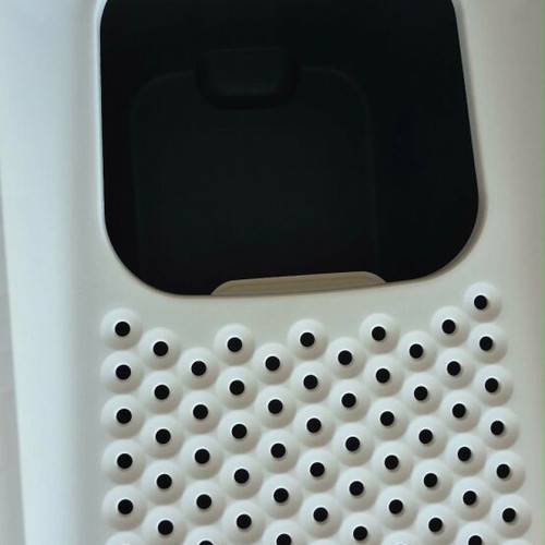 Hop In Savic cat litter box with scoop
