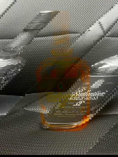 1980 Whisky Ballantine’s Gold Seal Aged 12 Years Scotch Whisky