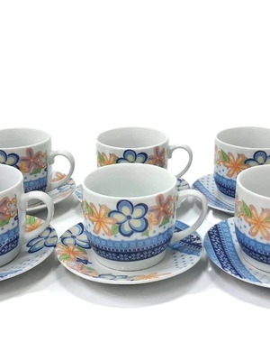 Vintage porcelain coffee cups with saucers set of 6 new