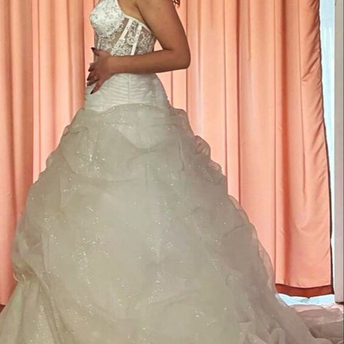 Wedding dress large with glitter skirt and strass bust like new