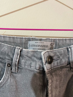 Stradivarius mom slim fit gray jeans like new, size XL