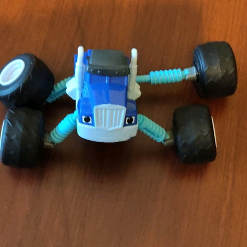 Toy cars used with mechanical and battery movement, excellent condition