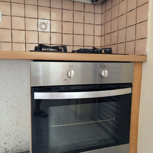 Teka built-in gas oven and Whirlpool gas hob set