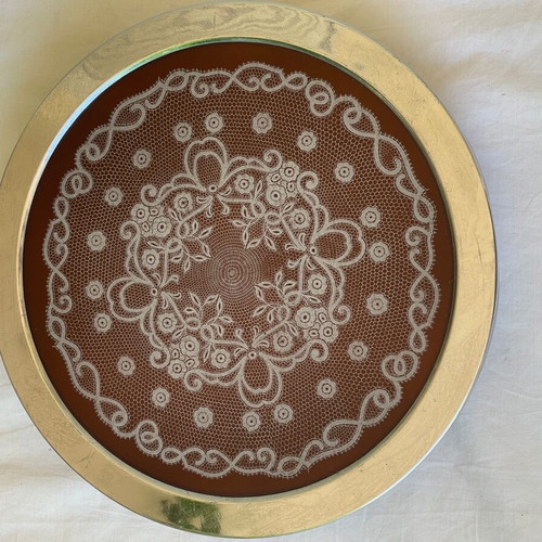 Cake stand and tin box set used with lace design