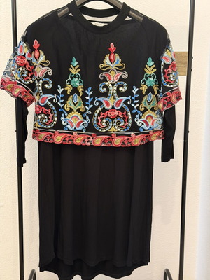 Celestino dress 2-piece set like new, black and colorful crop top