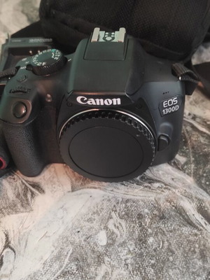 Canon EOS 1300D σώμα σαν καινούργιο