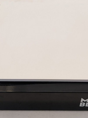 MontBlanc рекламна стойка употребявана за слънчеви и диоптрични очила