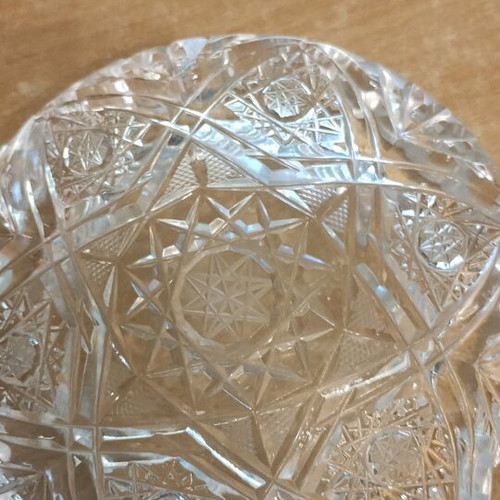 Crystal ashtrays pack of 2 like new with elegant design