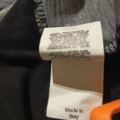 T-shirt size S like new, Italian origin, fine fabric