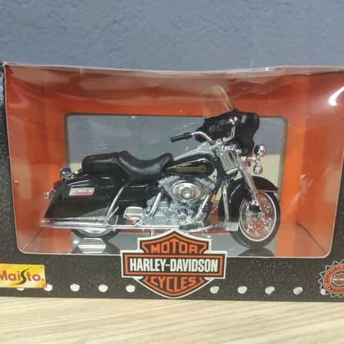 Harley-Davidson DYNA SPORTSTER SPRINGER 1999 motorcycle model 1/18 scale