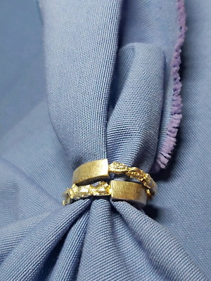 Women's silver ring unique, like new