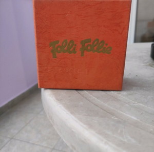 Αδειο κουτί folli follie