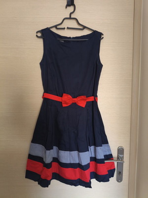 Navy cocktail dress Billy Sabbado like new, size large