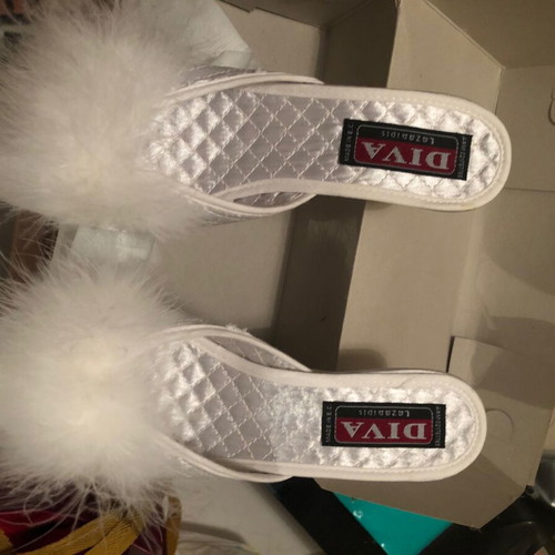 Bridal satin slippers new with feather pom-poms white size 39