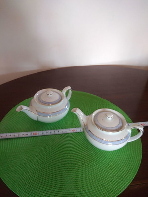 Porcelain teapots from Czechoslovakia used, set of two