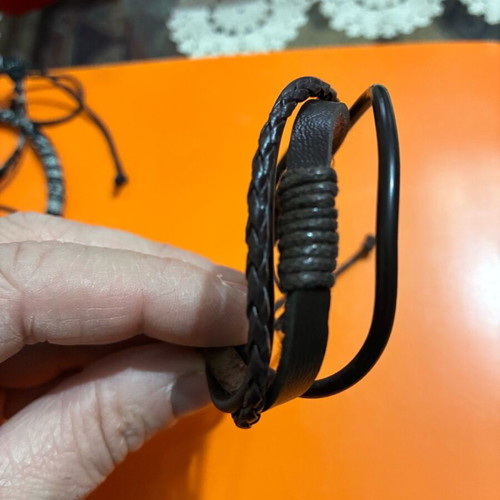 Leather bracelet new