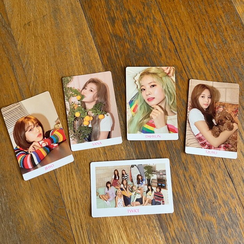Twice Fancy Photocards like new with Jihyo, Sana, Dahyun, Tzuyu and group