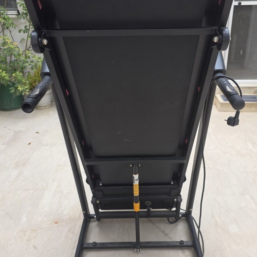 Everfit TFK 330 EVO treadmill like new with electric incline