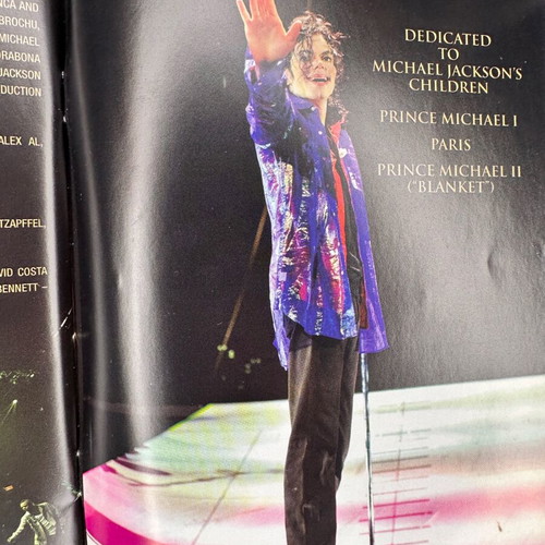 Michael Jackson This Is It mini album like new from 2009 concert ticket