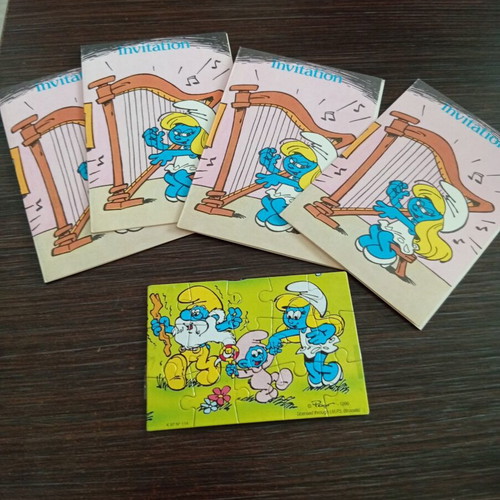 Smurfs cards and small puzzle used