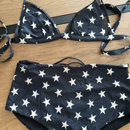 Calzedonia bikini with stars