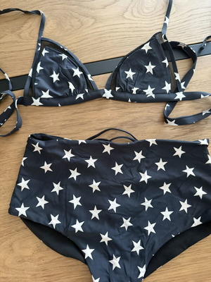 Calzedonia bikini with stars