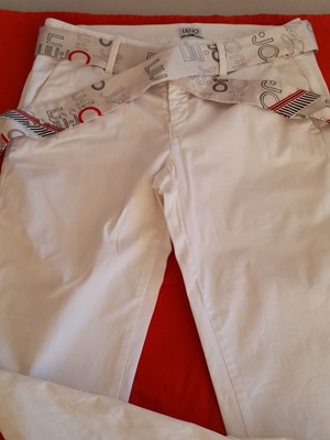 Liu Jo women's pants size 28(S) like new, white