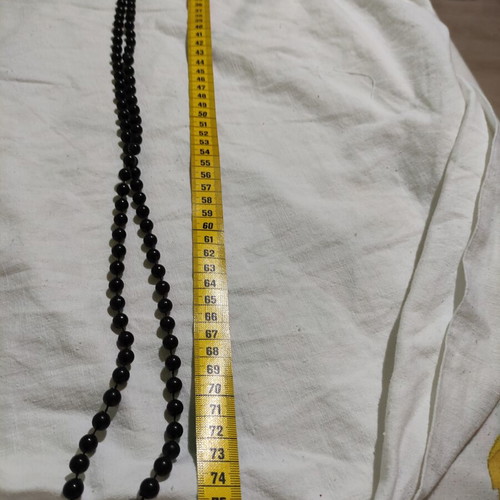 Fashion necklace long black like new