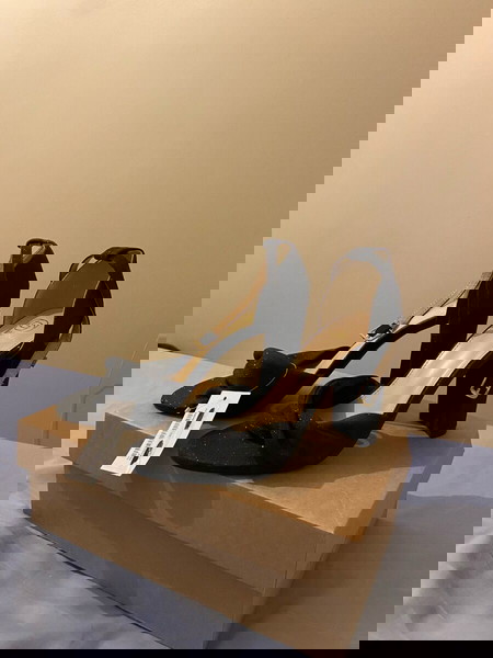 Ψηλά πέδιλα
