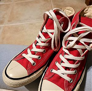 Vintage Converse All Star Chuck Taylor High Top Sneaker Red USA   n.38 unisex