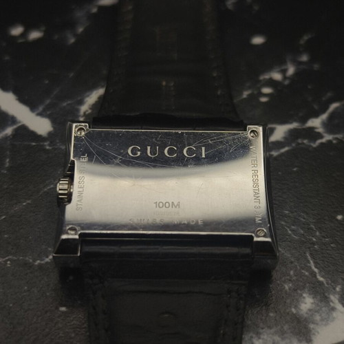 Gucci 100M G-Frame men's Swiss Quartz watch full set