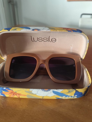 Lussile sunglasses like new, beige and brown with gold detail