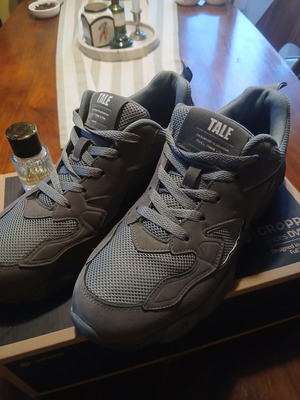 Cropp Sneakers new, size 42, grey
